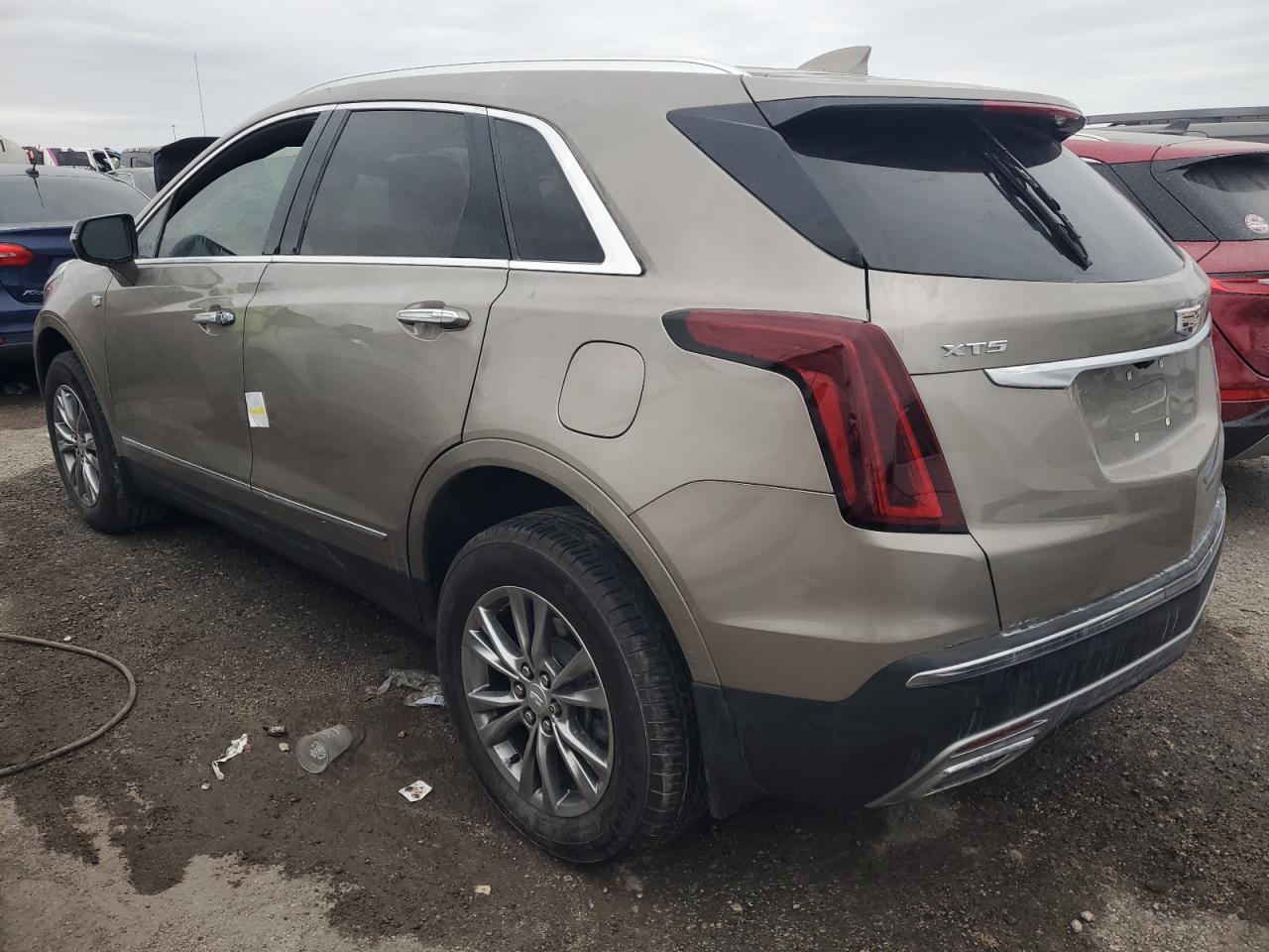 1GYKNCRS1NZ126722 2022 Cadillac Xt5 Premium Luxury