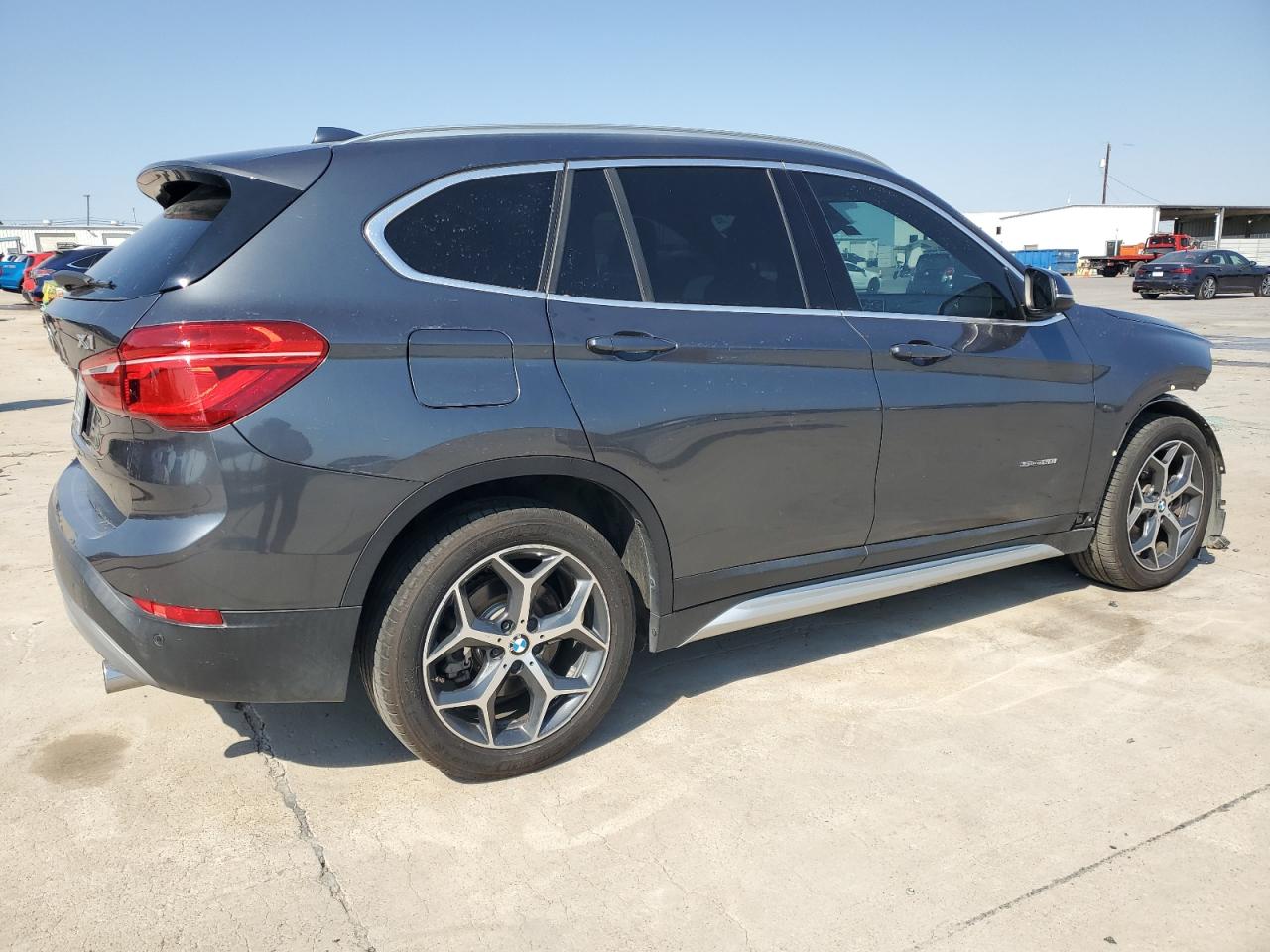 WBXHU7C31J5H39863 2018 BMW X1 Sdrive28I