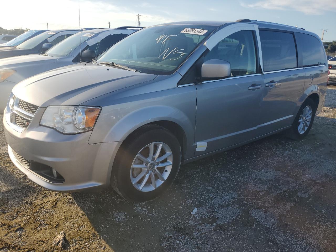 2C4RDGCG6KR565035 2019 Dodge Grand Caravan Sxt