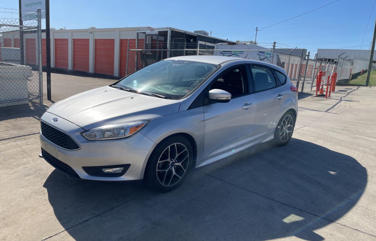 2015 Ford Focus Se VIN: 1FADP3K28FL360711 Lot: 76101824