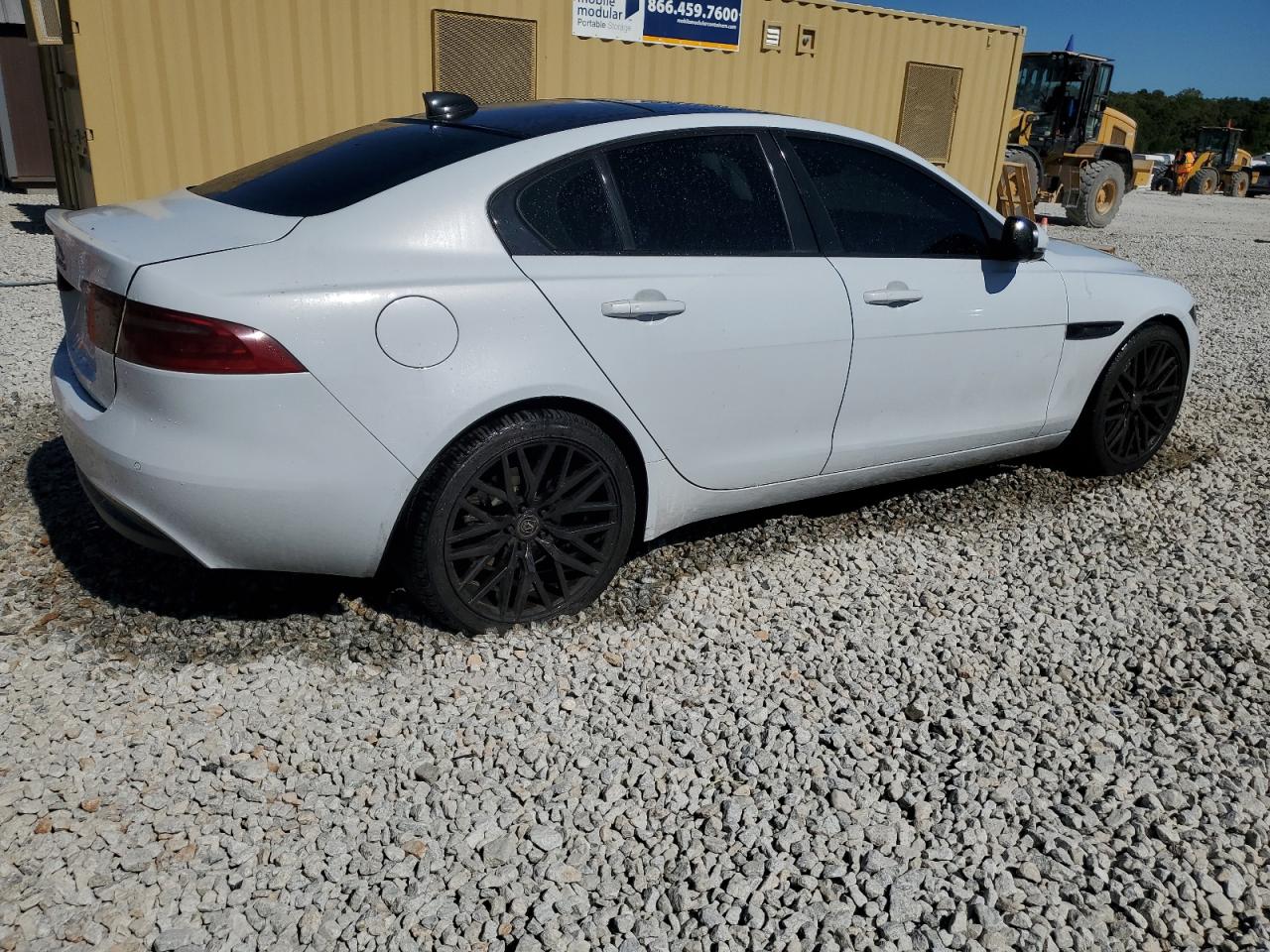 SAJAD4FN1KCP51274 2019 Jaguar Xe Premium