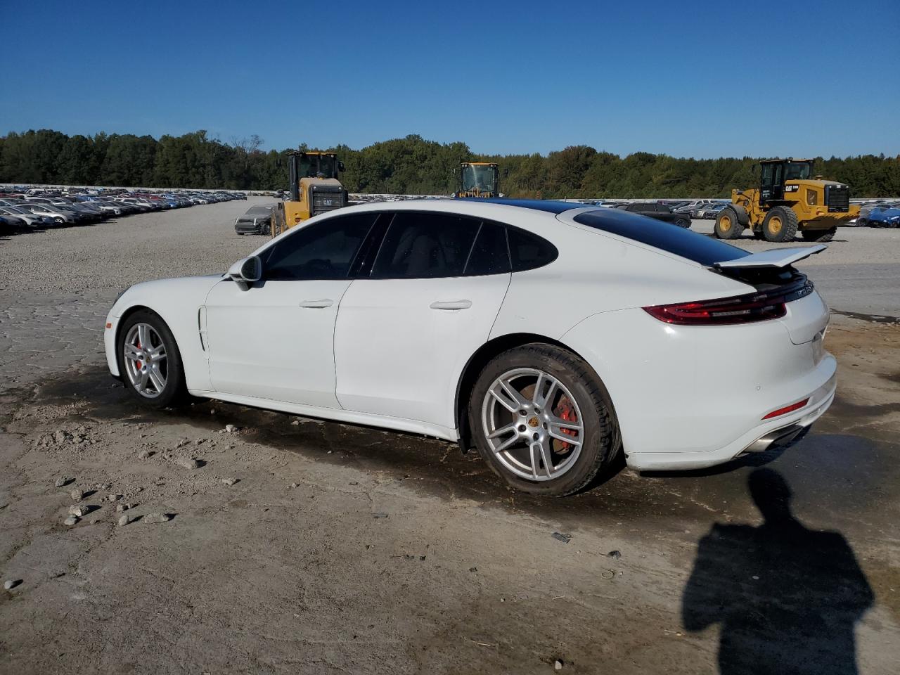 WP0AA2A71JL107213 2018 Porsche Panamera 4