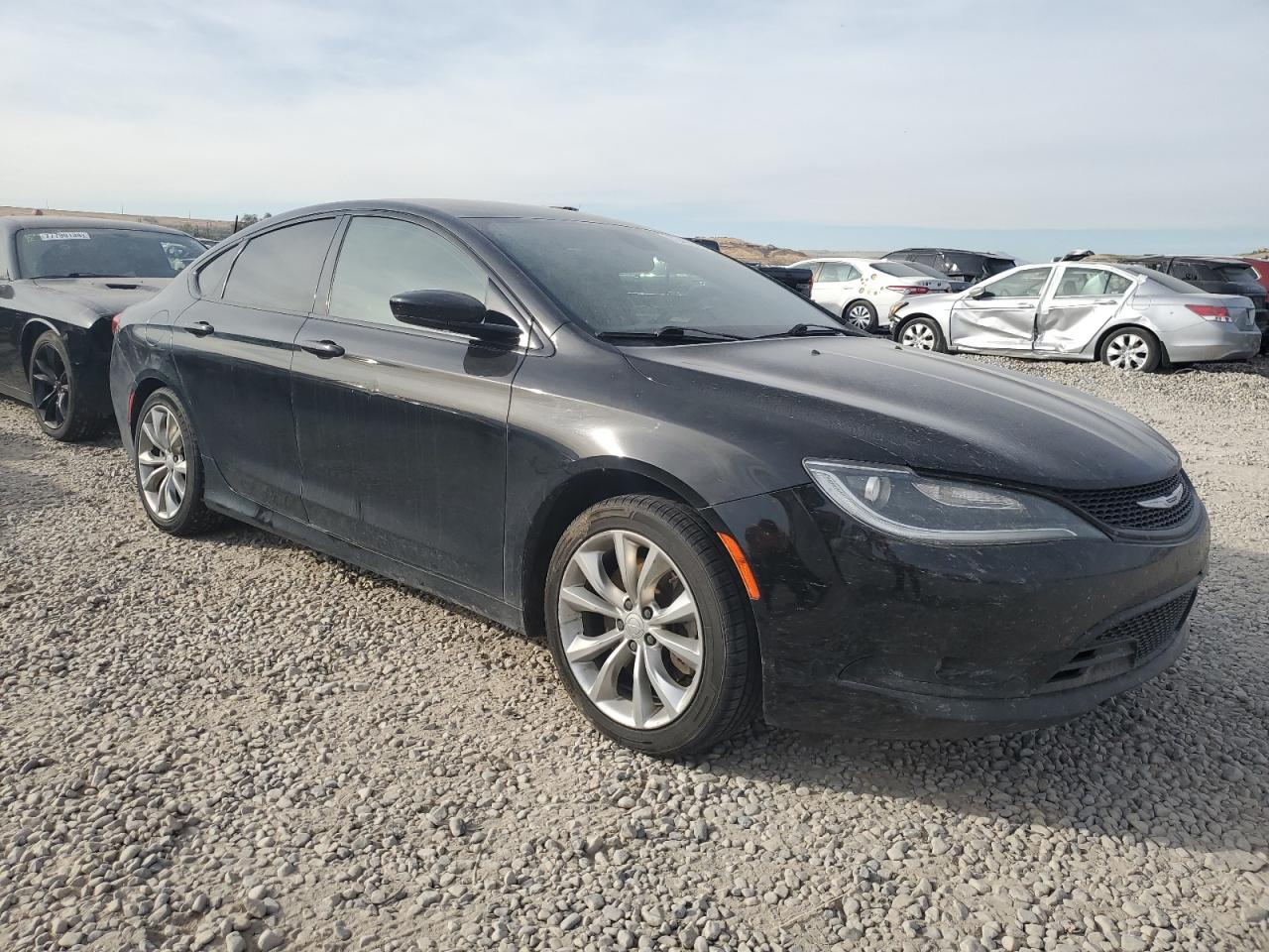 2015 Chrysler 200 S VIN: 1C3CCCDG2FN540611 Lot: 77497824