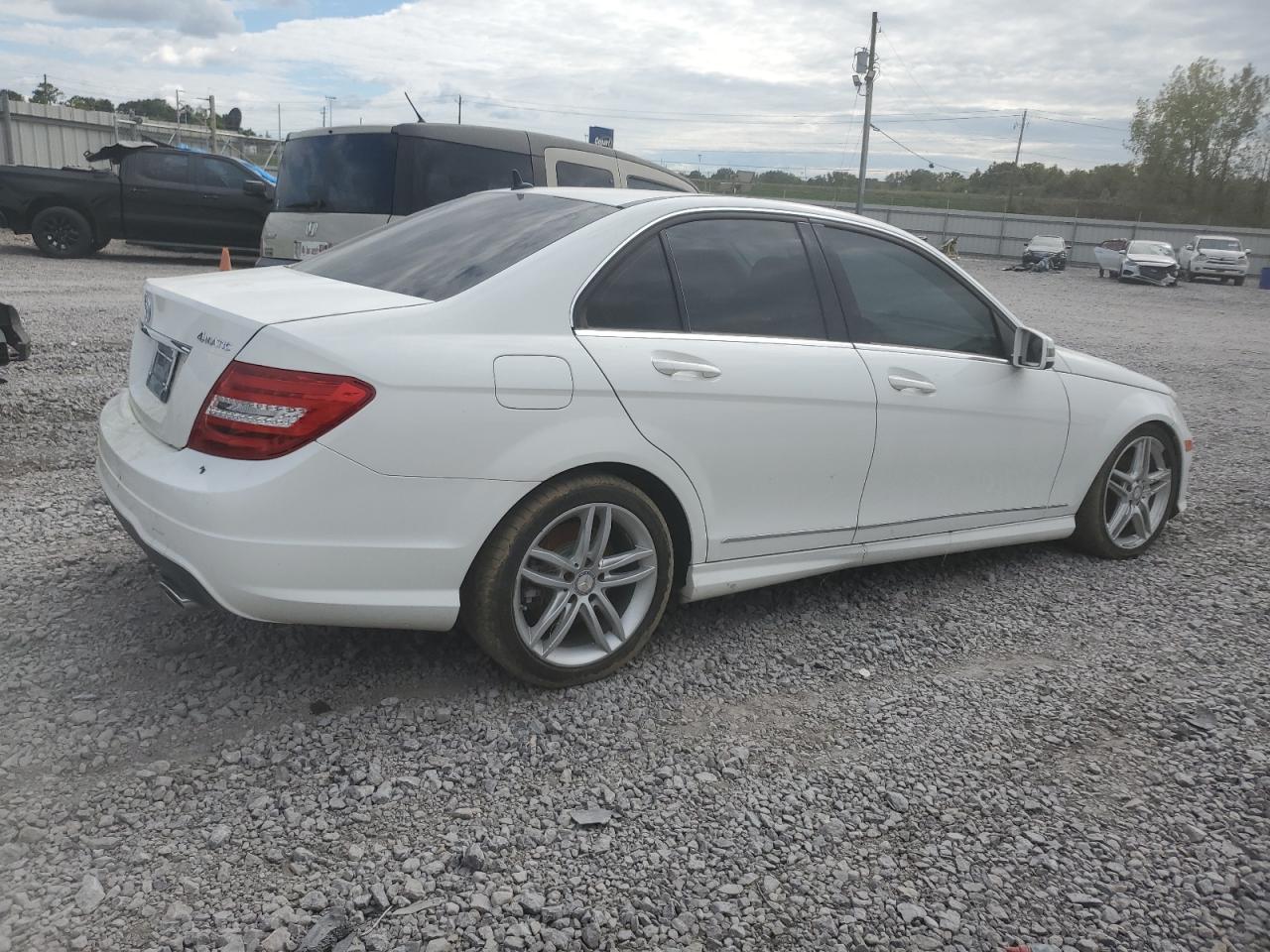 2013 Mercedes-Benz C 300 4Matic VIN: WDDGF8AB5DA793037 Lot: 73720844