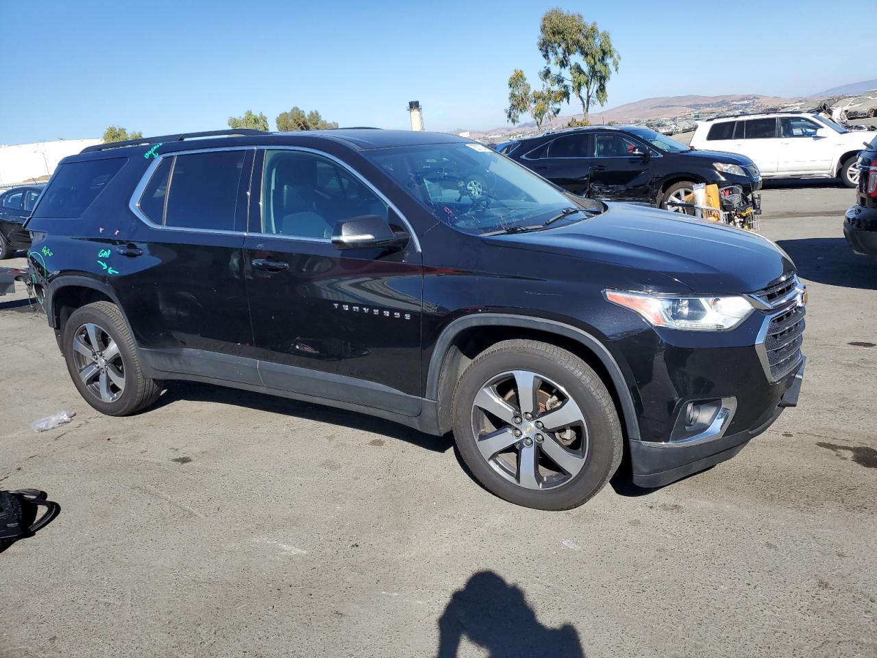 1GNEVHKW3KJ121634 2019 Chevrolet Traverse Lt