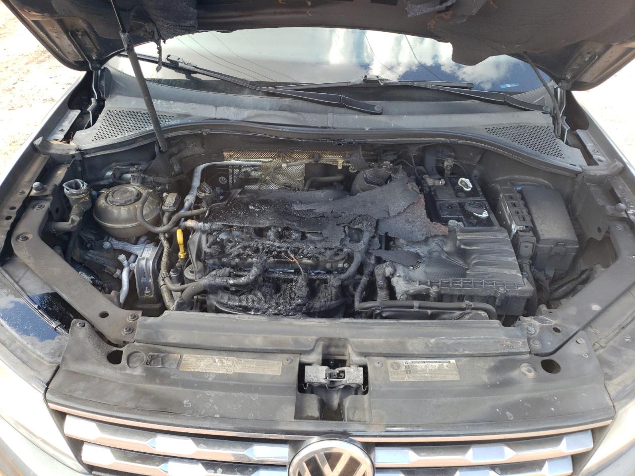 3VV0B7AX7KM098198 2019 Volkswagen Tiguan S