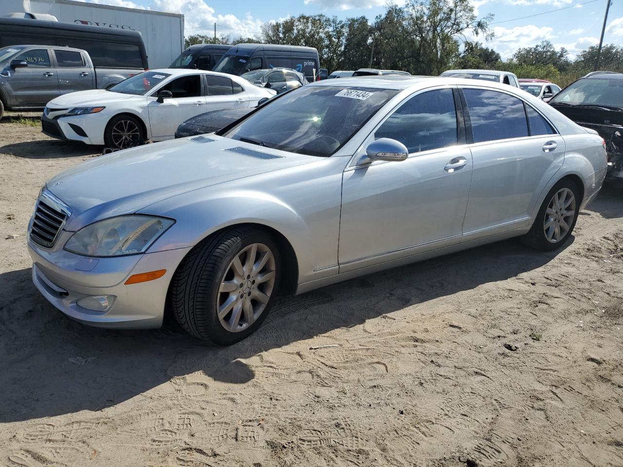 2007 Mercedes-Benz S 550 VIN: WDDNG71XX7A050369 Lot: 76671434