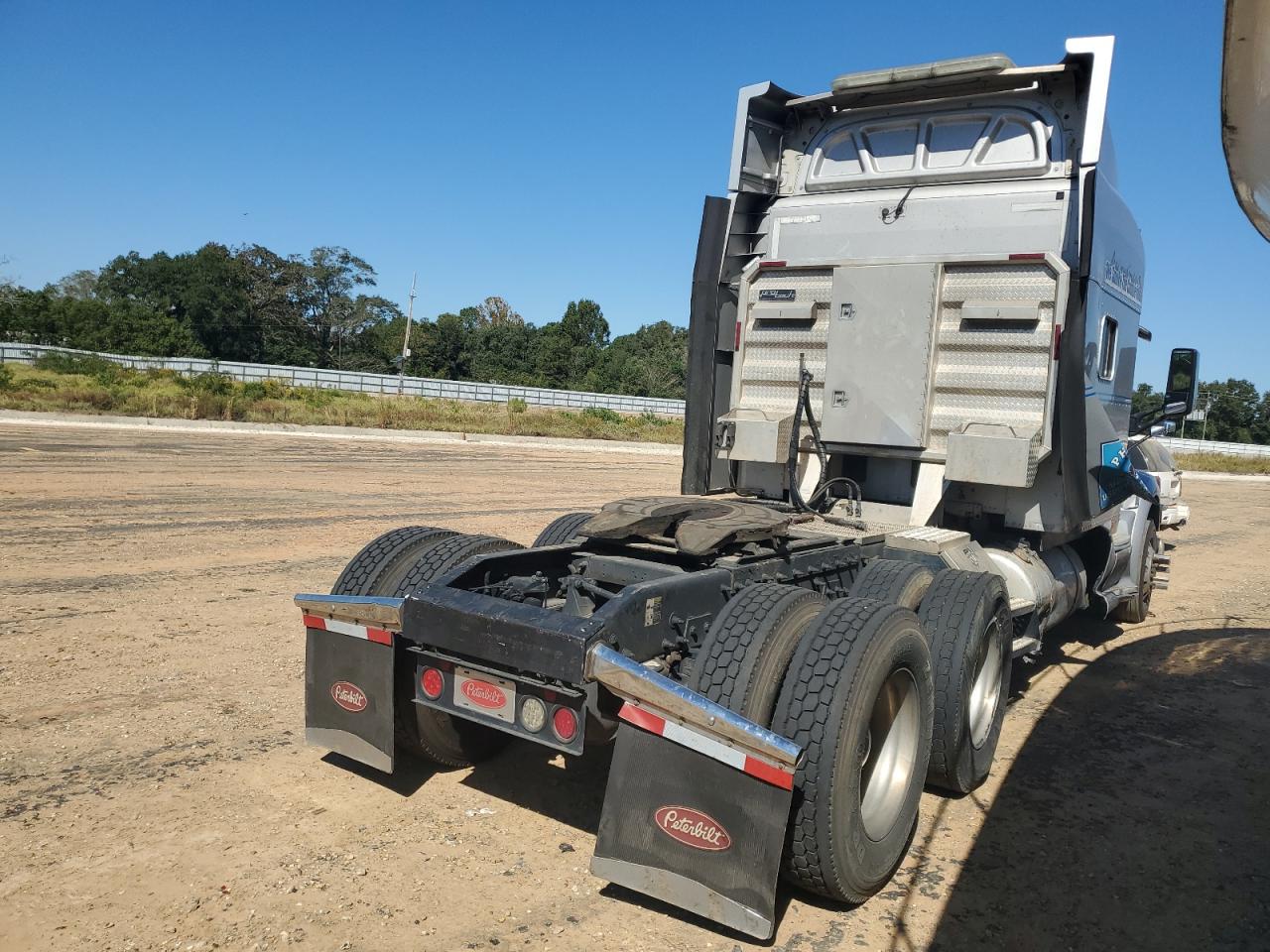 1XPBD40X9GD341089 2016 Peterbilt 579