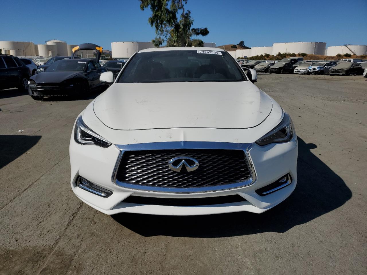 JN1CV7EK9HM110294 2017 Infiniti Q60 Base