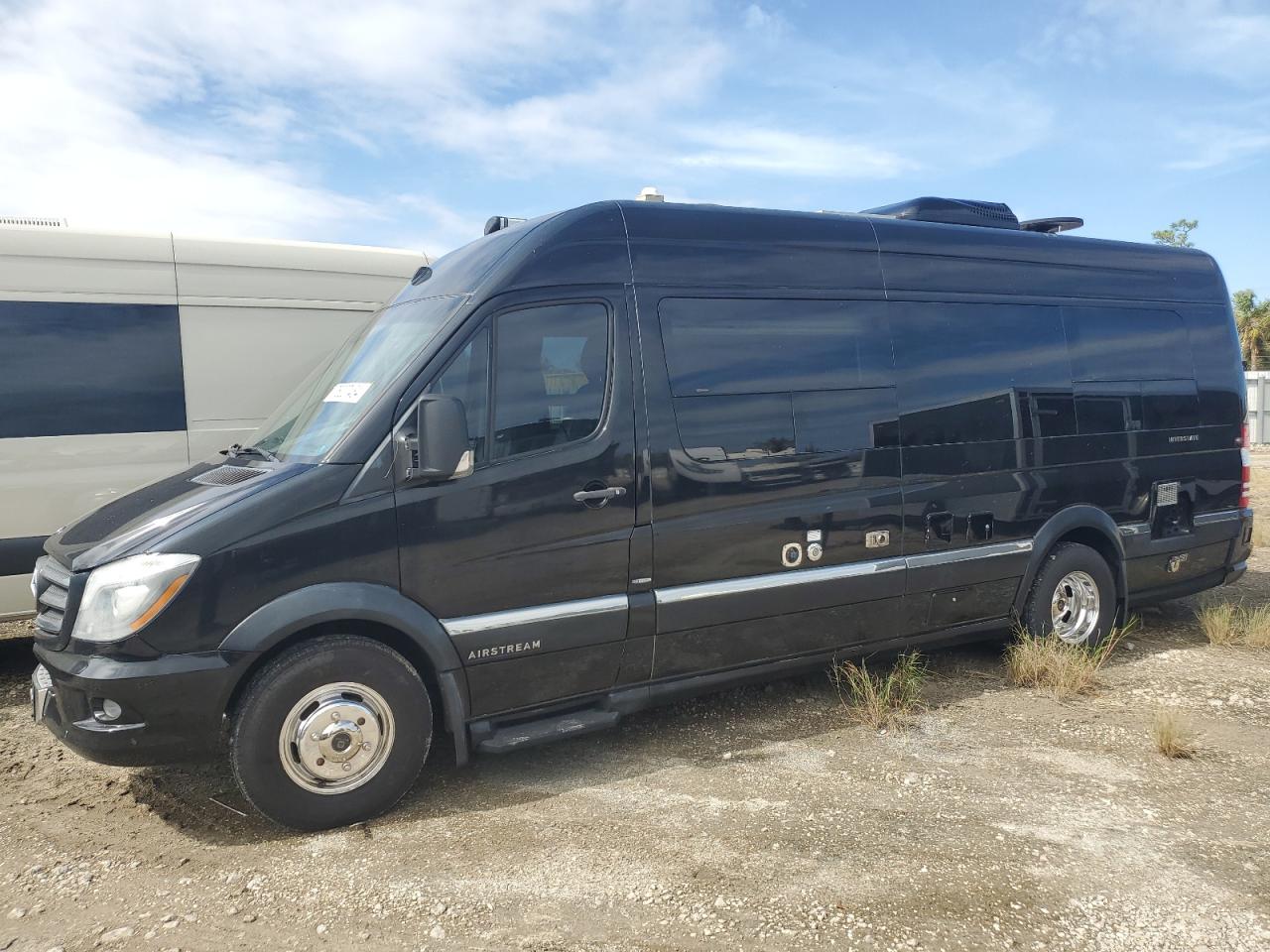 2014 Mercedes-Benz Sprinter 3500 VIN: WD3PF4CD5E5825023 Lot: 76337484