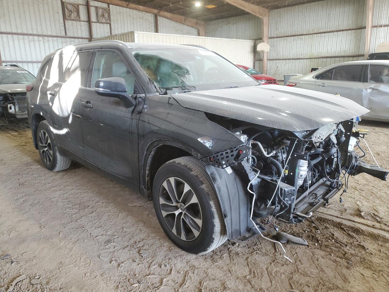 5TDGZRBH9MS547914 2021 Toyota Highlander Xle