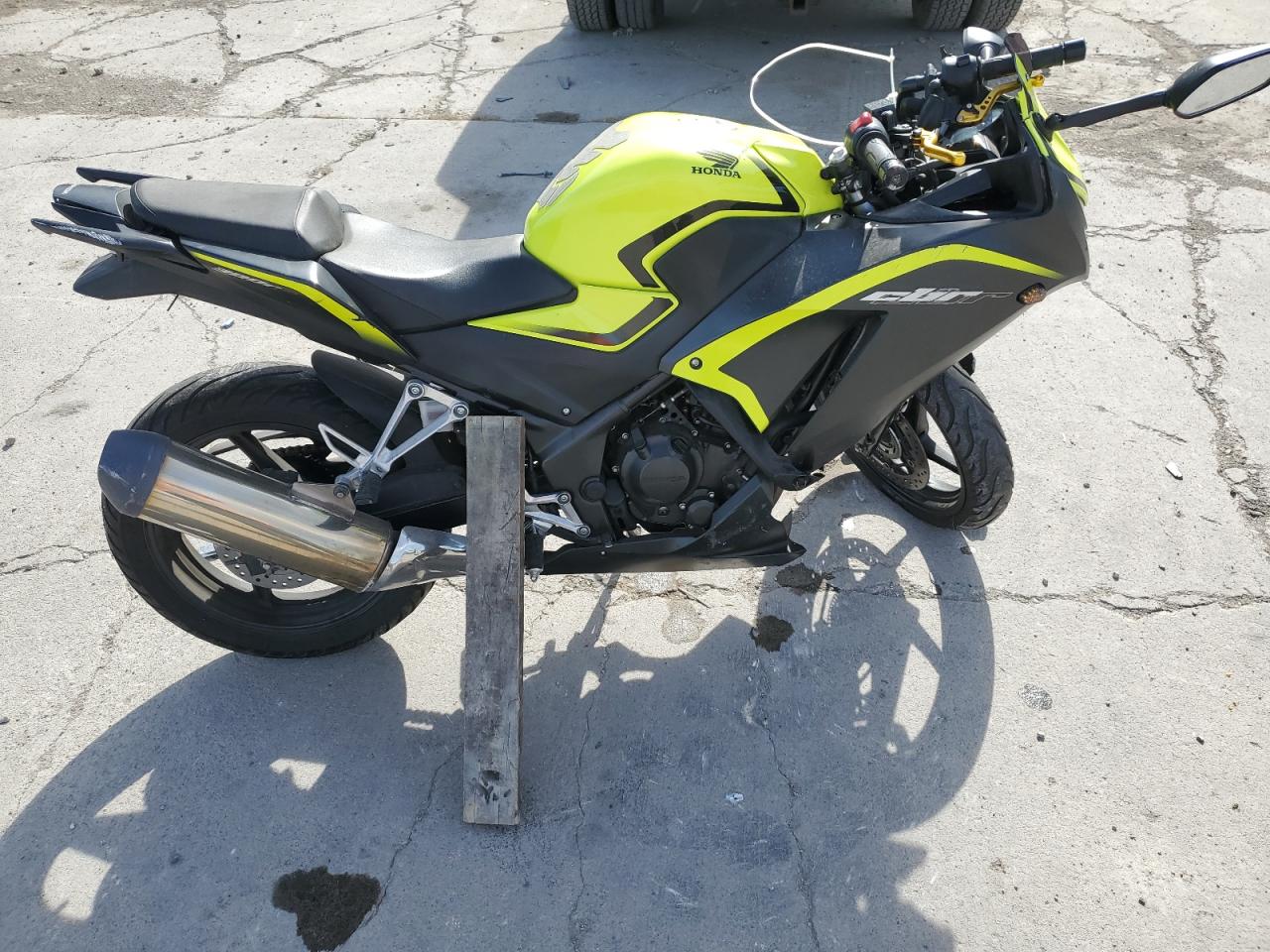 MLHNC5152G5200196 2016 Honda Cbr300 Ra