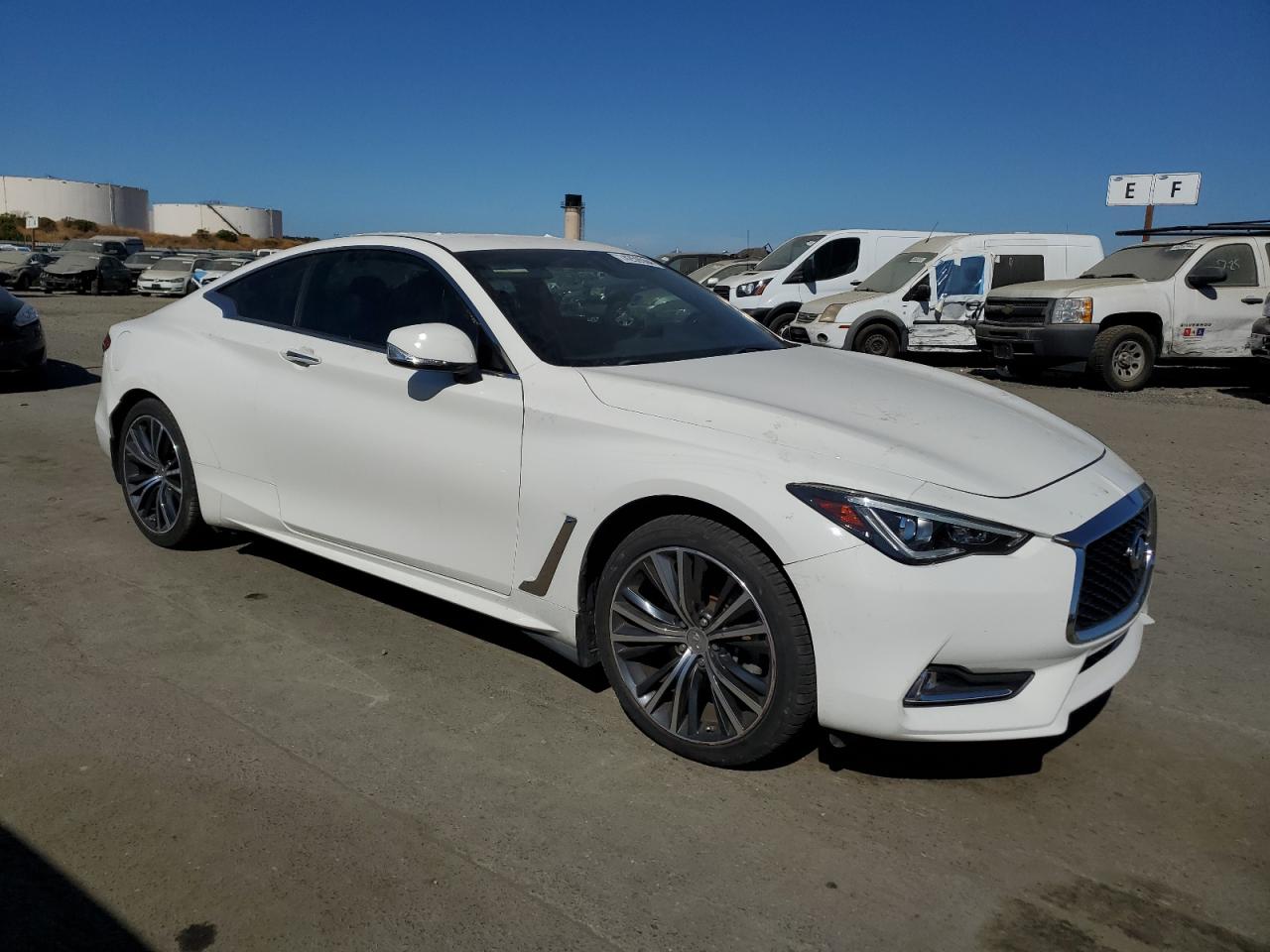 JN1CV7EK9HM110294 2017 Infiniti Q60 Base