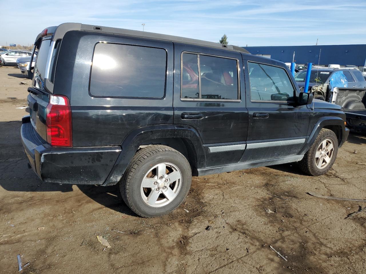 2008 Jeep Commander Sport VIN: 1J8HH48K38C142855 Lot: 76982344