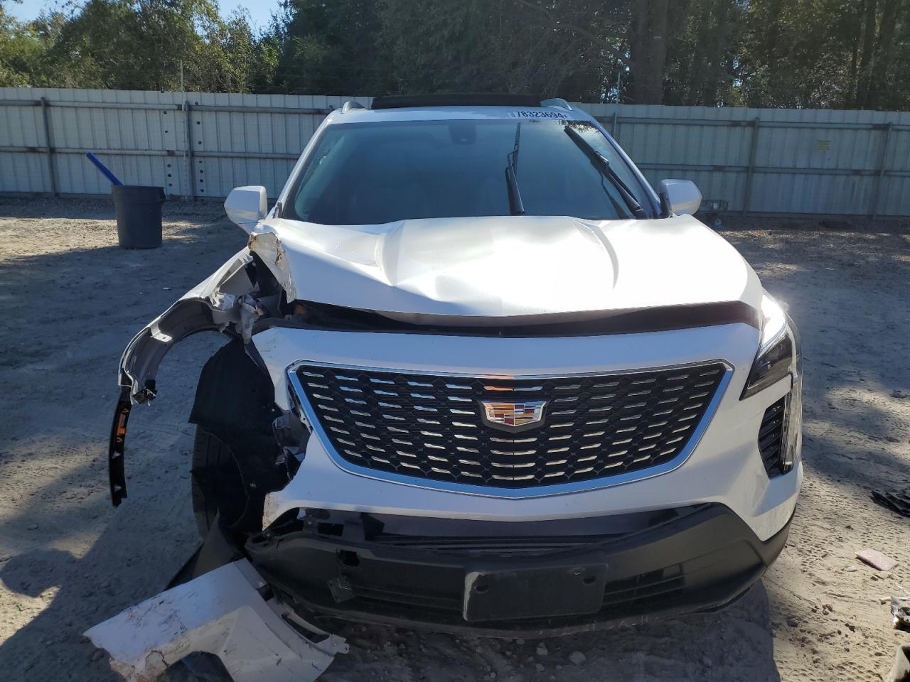 1GYAZAR45KF110798 2019 Cadillac Xt4 Luxury