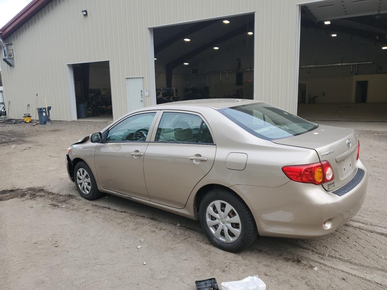 2T1BU4EE0AC458329 2010 Toyota Corolla Base