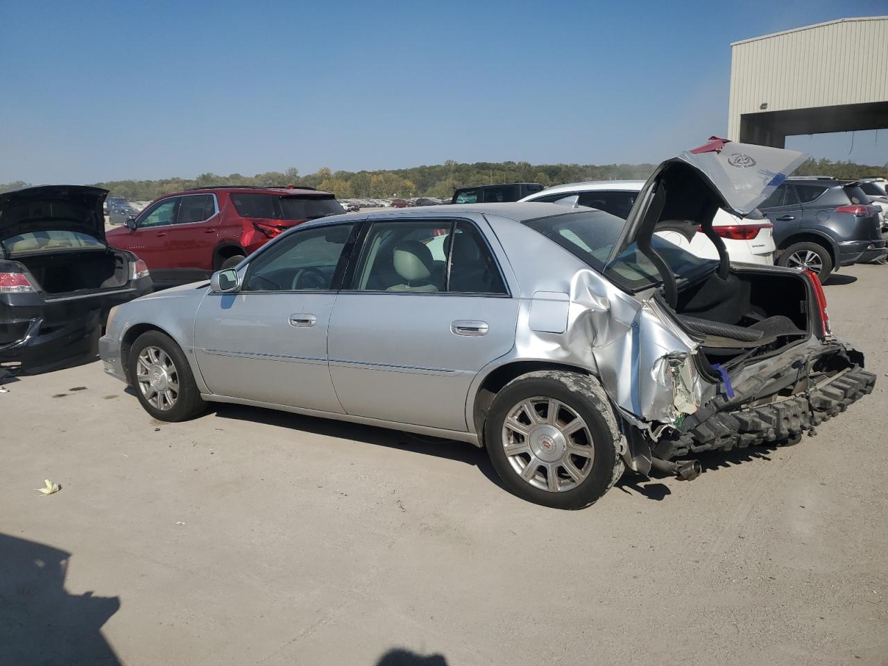 2010 Cadillac Dts VIN: 1G6KA5EYXAU105496 Lot: 75686214