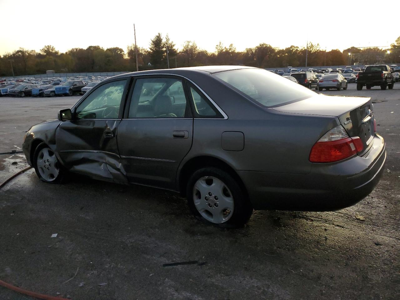 4T1BF28B63U303835 2003 Toyota Avalon Xl