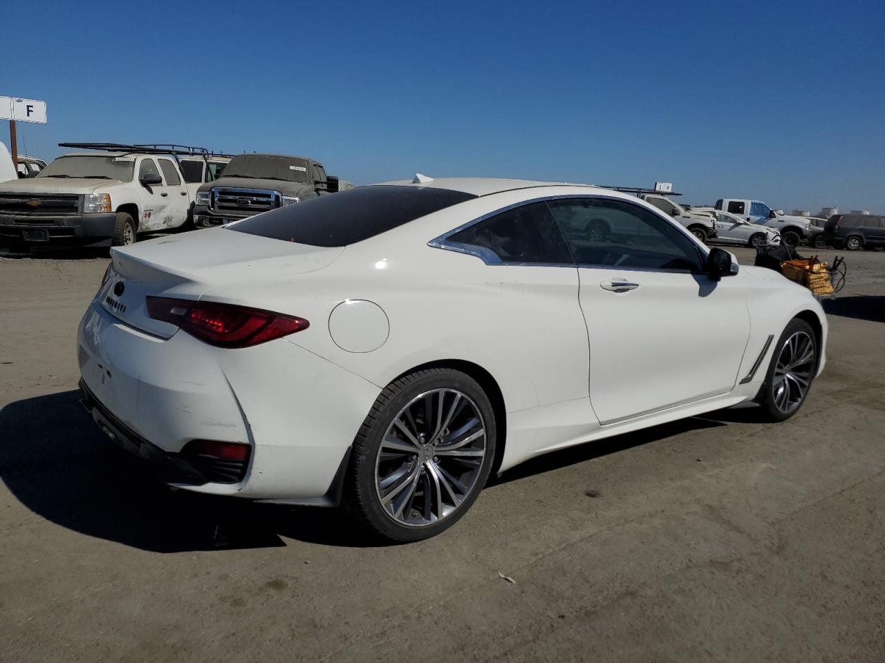 JN1CV7EK9HM110294 2017 Infiniti Q60 Base