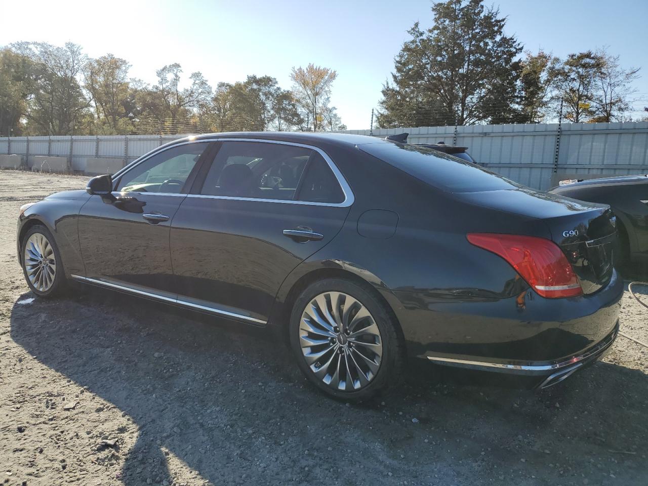 KMHG34JA9JU043049 2018 Genesis G90 Premium