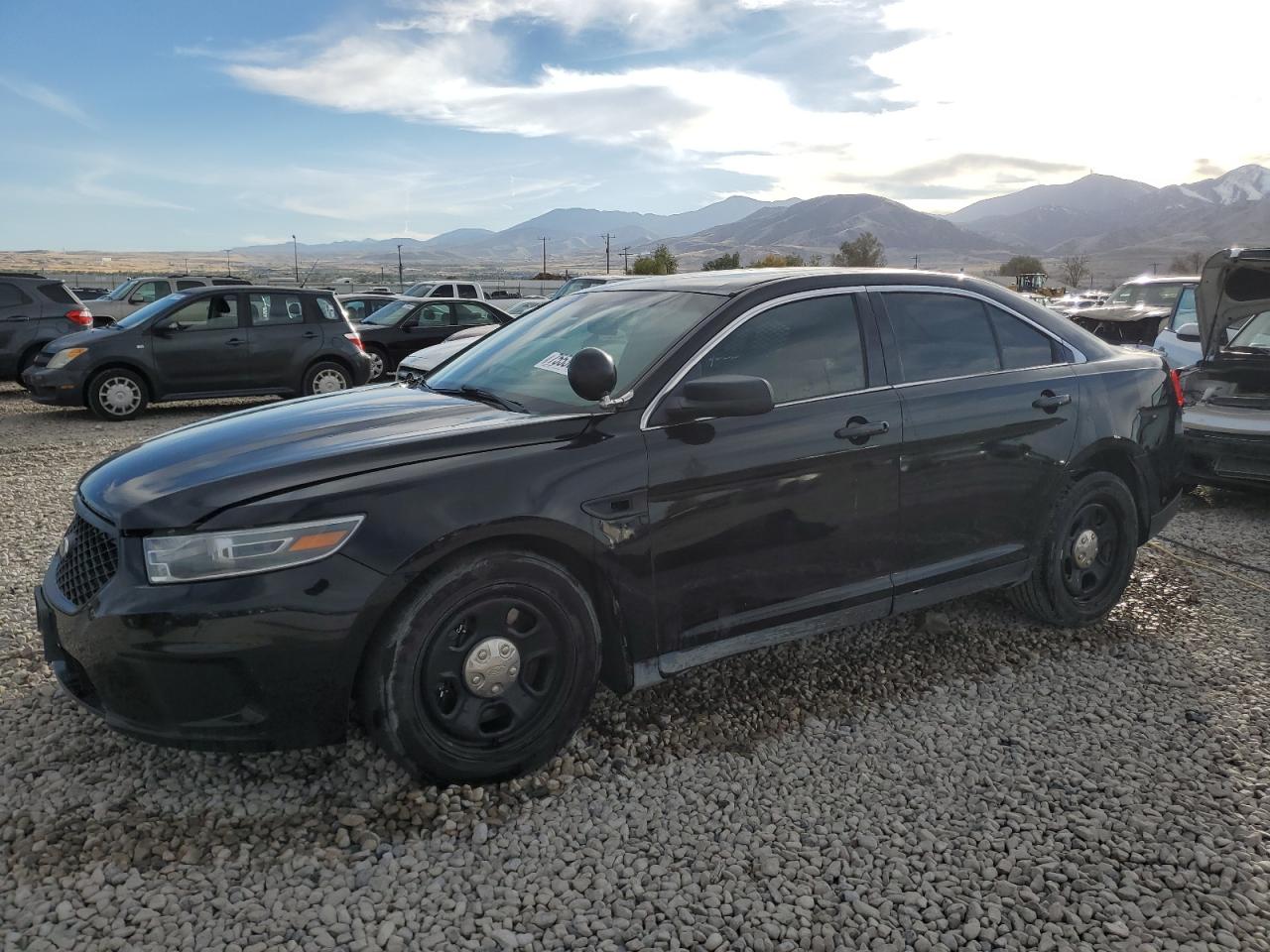 1FAHP2MK3GG143828 2016 Ford Taurus Police Interceptor