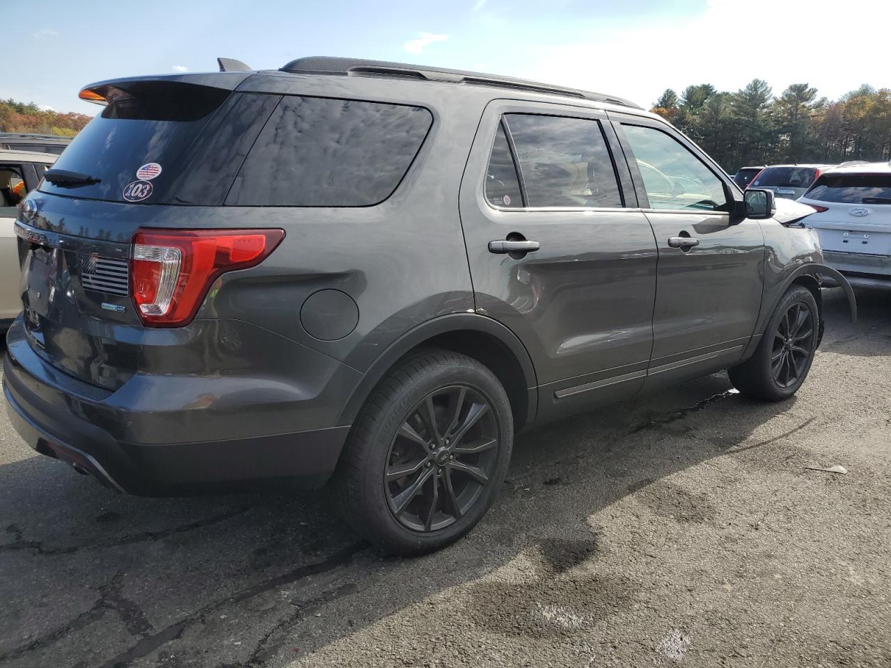 1FM5K8DH0HGD73102 2017 Ford Explorer Xlt