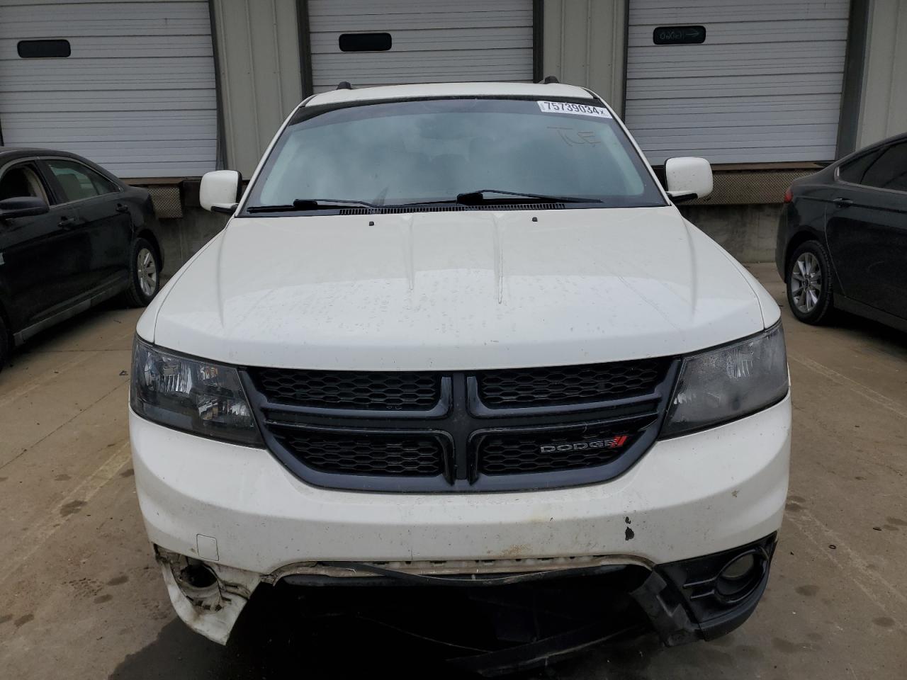 2018 Dodge Journey Crossroad VIN: 3C4PDCGBXJT353359 Lot: 75739034