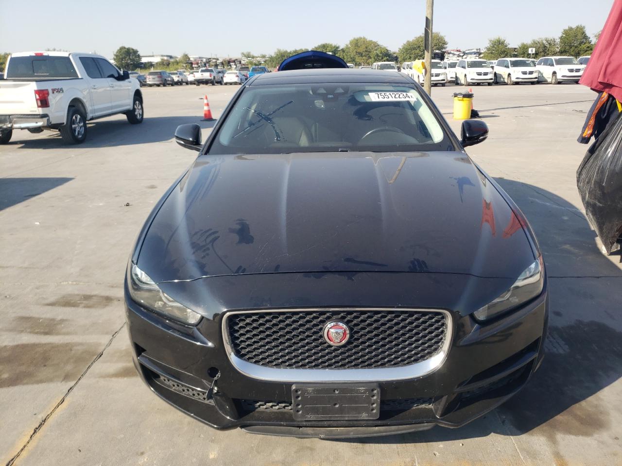 SAJAR4FX7KCP44476 2019 Jaguar Xe