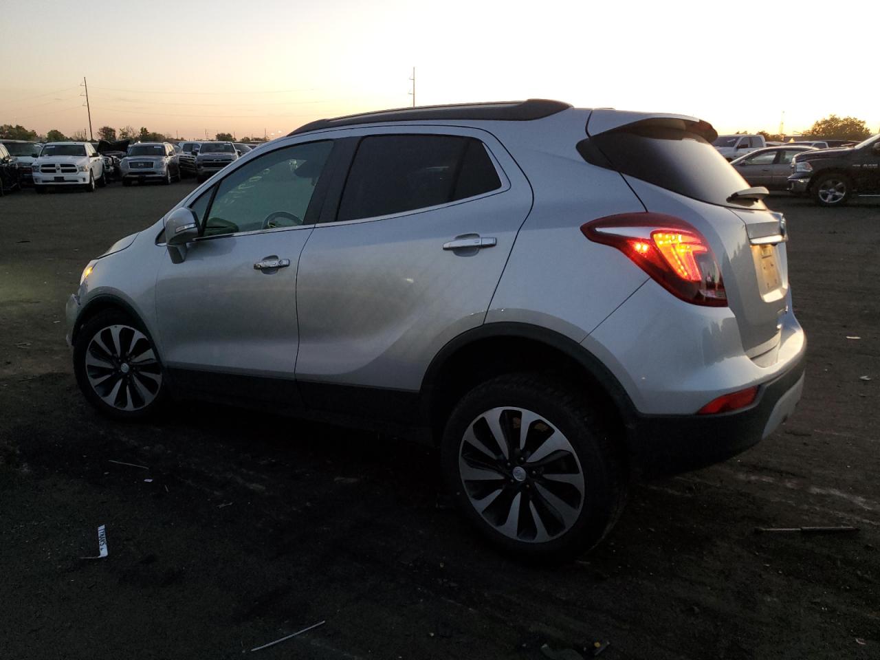 2020 Buick Encore Essence VIN: KL4CJGSB8LB037205 Lot: 75346924