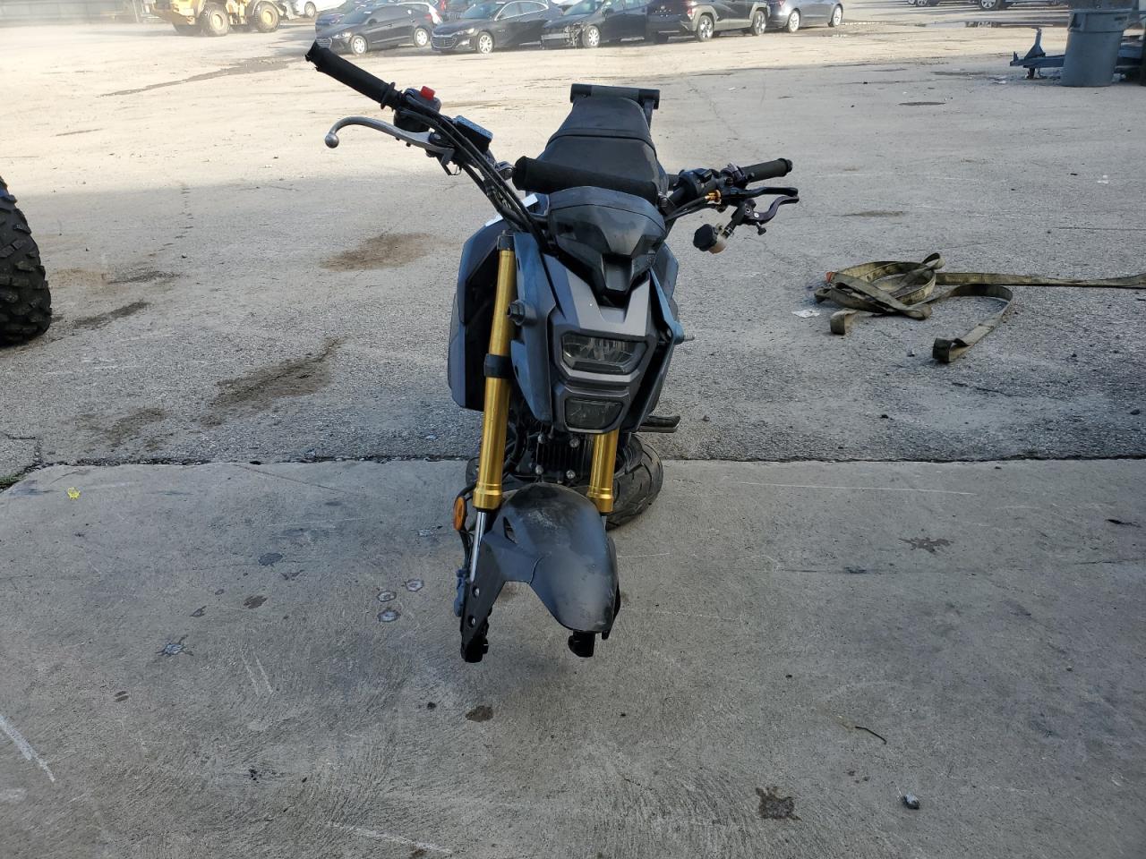 MLHJC7557J5001723 2018 Honda Grom 125