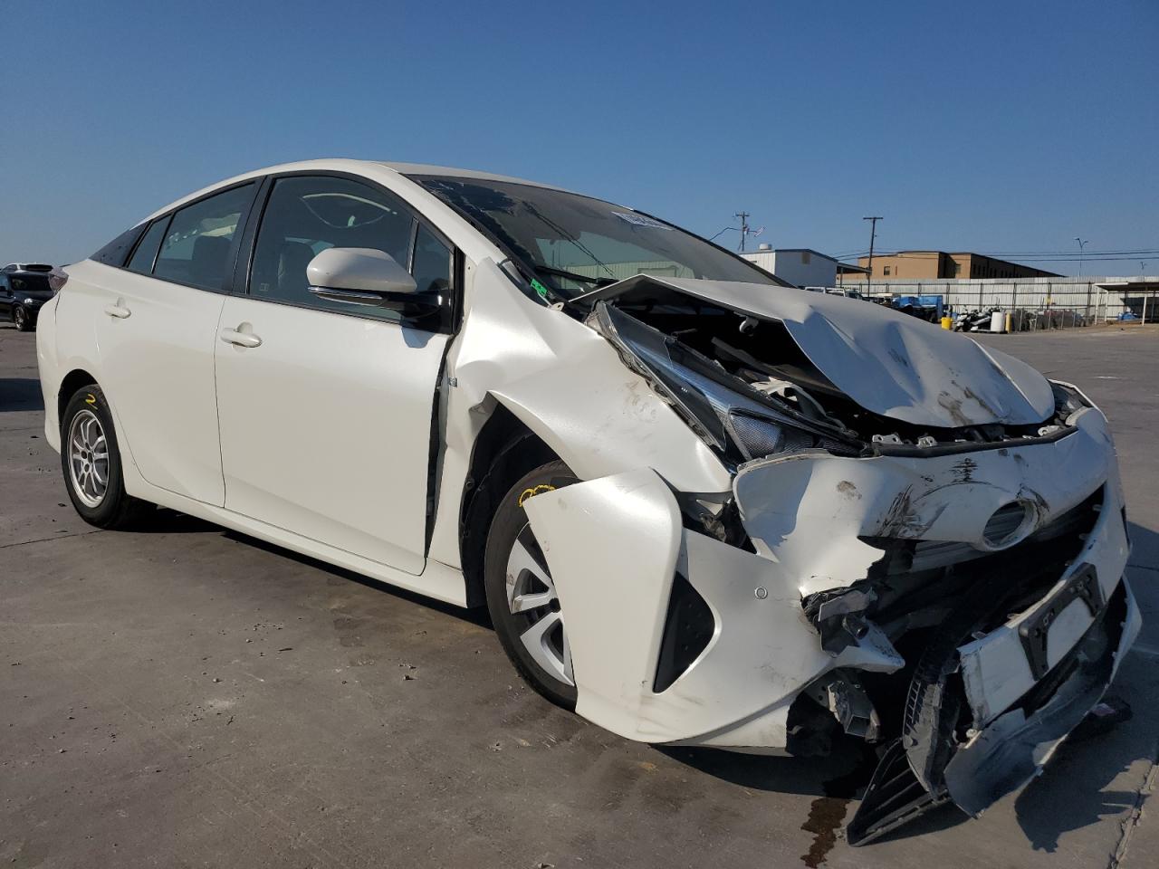 JTDKBRFU8J3081850 2018 Toyota Prius