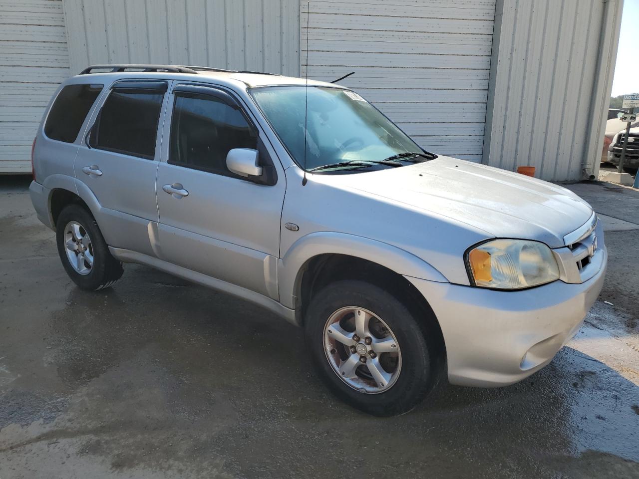 4F2YZ06145KM39819 2005 Mazda Tribute S