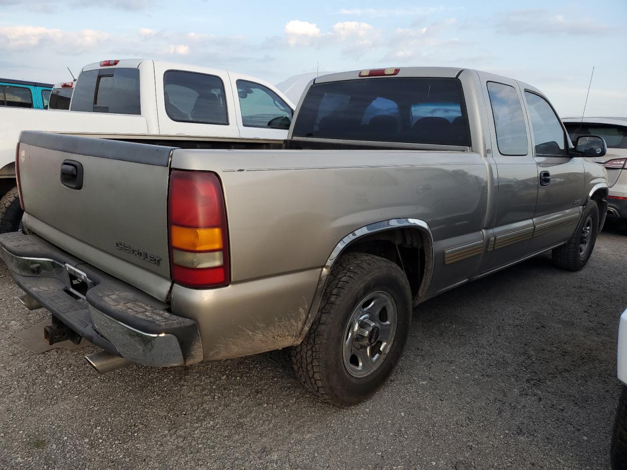 2002 Chevrolet Silverado C1500 VIN: 2GCEC19V121425347 Lot: 76571084