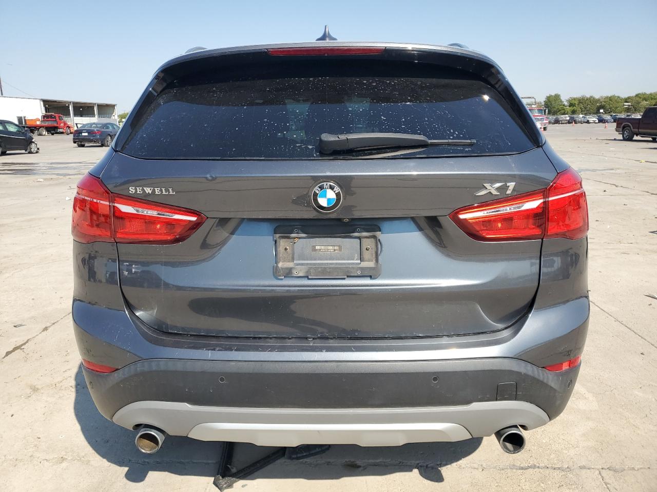 WBXHU7C31J5H39863 2018 BMW X1 Sdrive28I