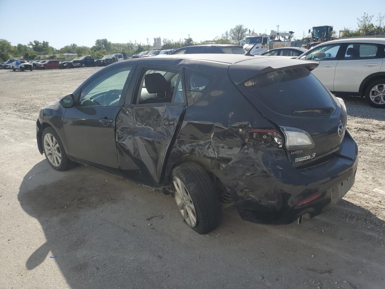 JM1BL1K51B1473742 2011 Mazda 3 S