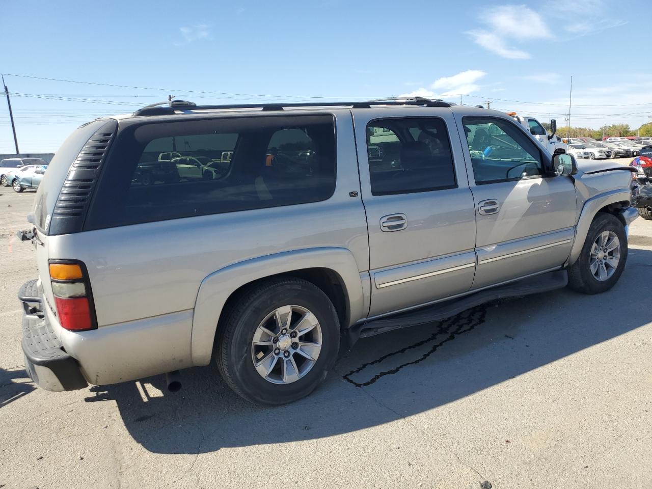 2004 Chevrolet Suburban K1500 VIN: 1GNFK16Z94J156657 Lot: 74087664