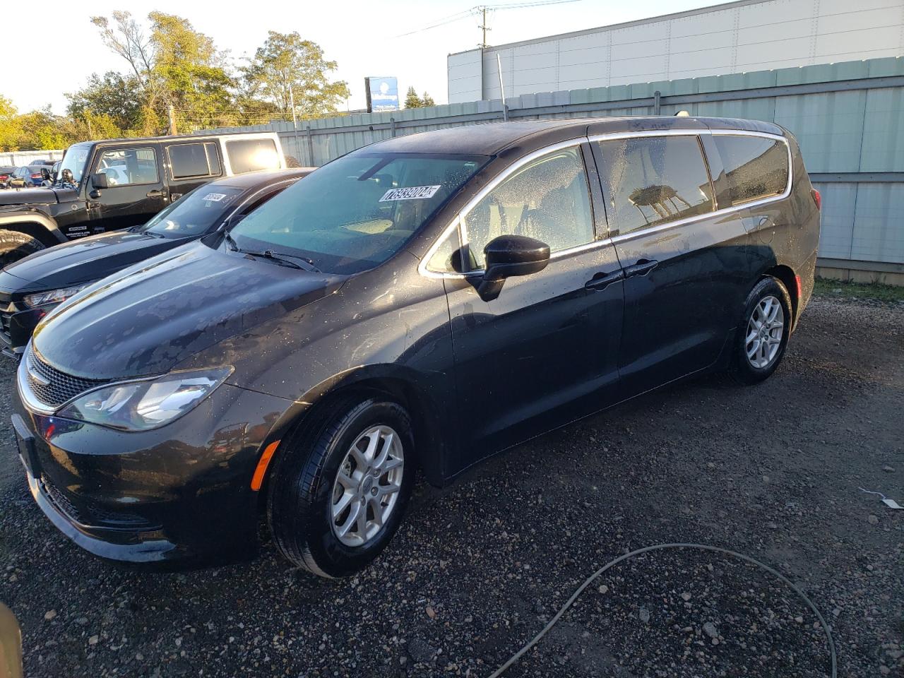 2021 Chrysler Voyager Lx VIN: 2C4RC1CG8MR555030 Lot: 76939004