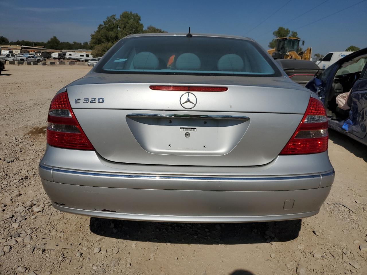 WDBUF65J33A082128 2003 Mercedes-Benz E 320