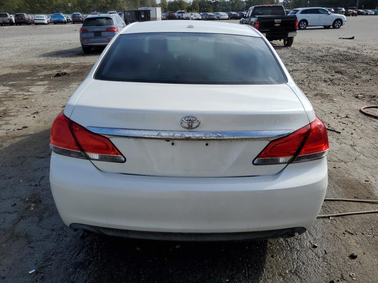 4T1BK3DB6BU409708 2011 Toyota Avalon Base