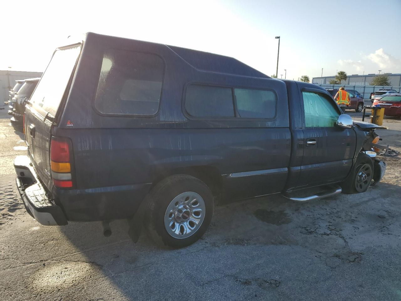 2007 GMC New Sierra C1500 Classic VIN: 3GTEC14X47G221682 Lot: 77105864