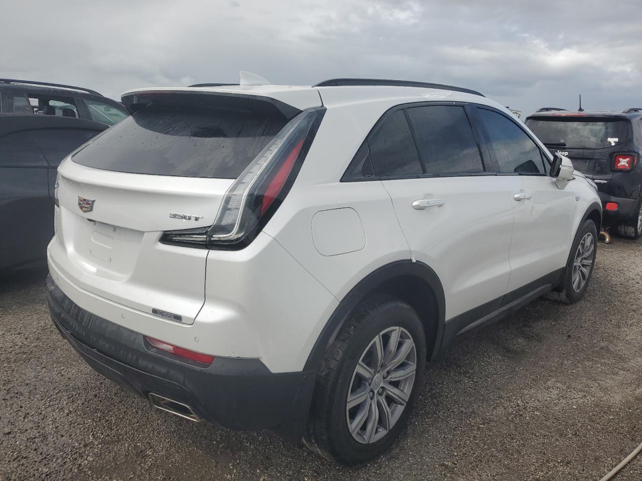 2022 Cadillac Xt4 Sport VIN: 1GYFZER44NF118862 Lot: 82495554