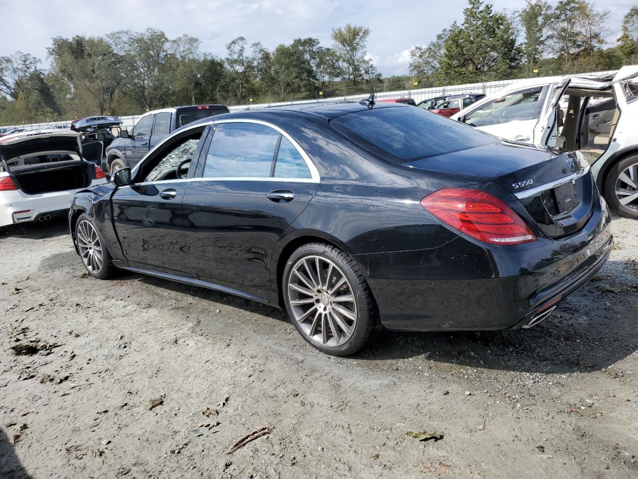 2015 Mercedes-Benz S 550 VIN: WDDUG8CBXFA156810 Lot: 74266554