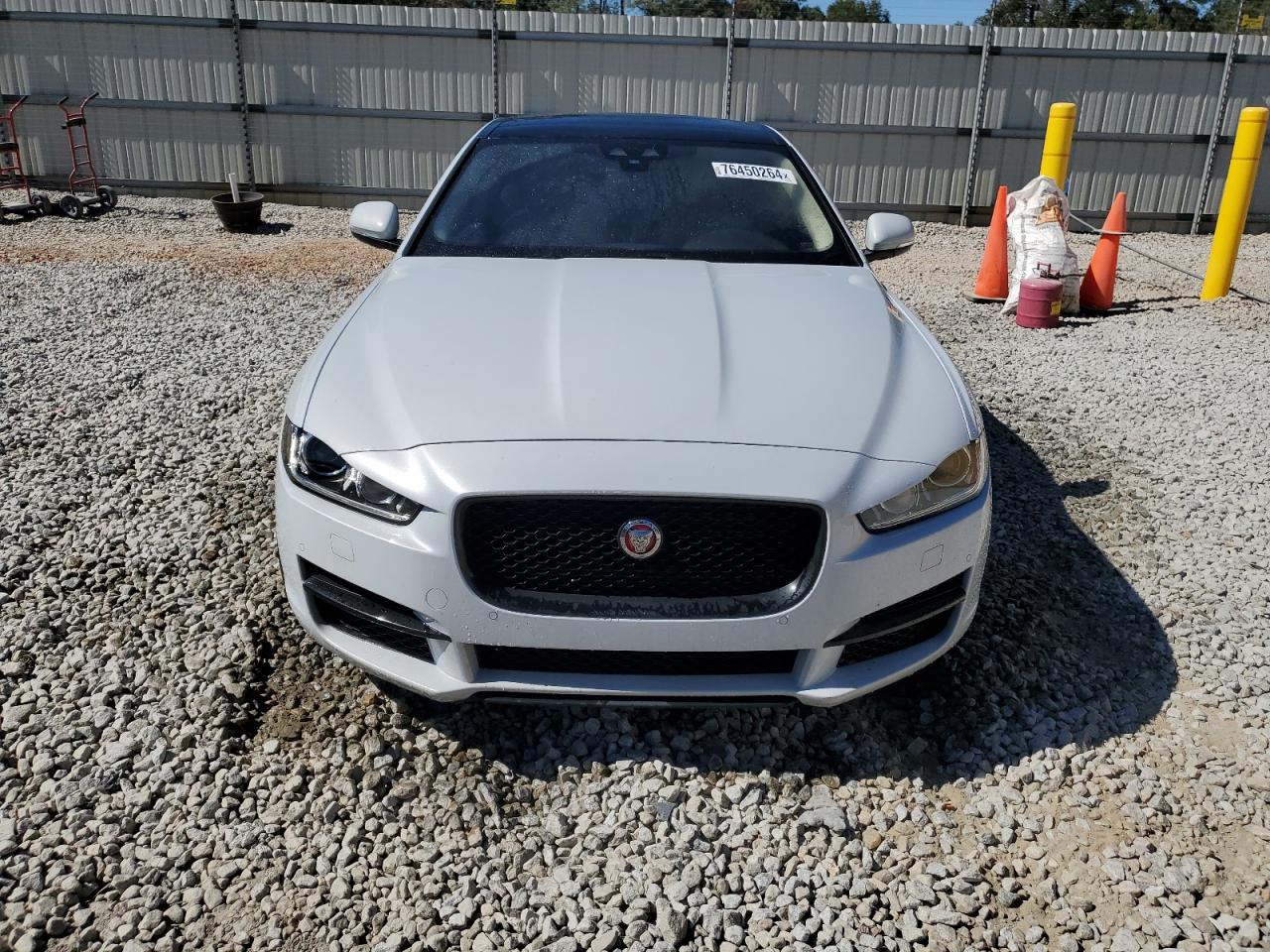 SAJAD4FN1KCP51274 2019 Jaguar Xe Premium