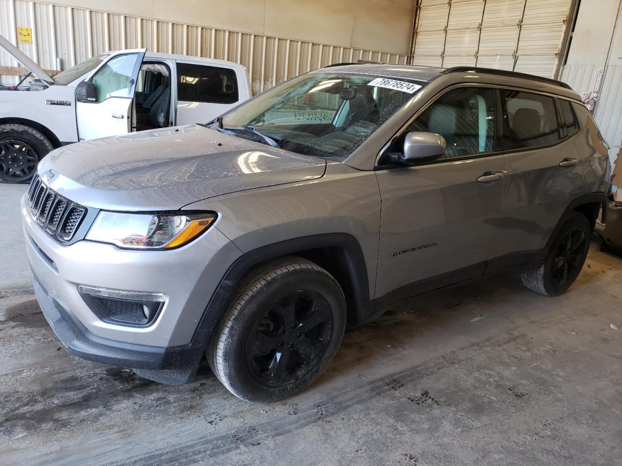 3C4NJCBB7JT410902 2018 Jeep Other