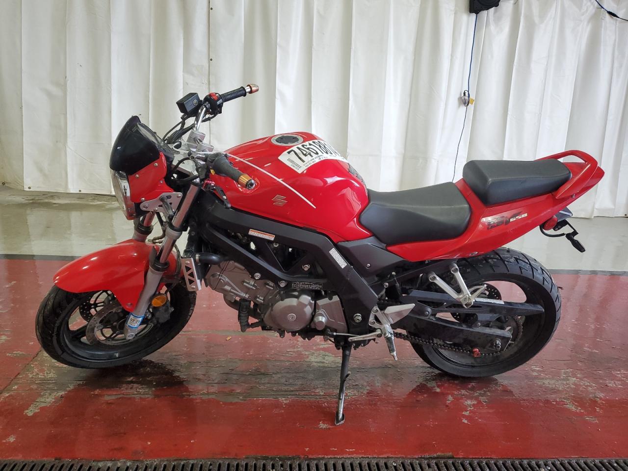 JS1VP53A762105225 2006 Suzuki Sv650