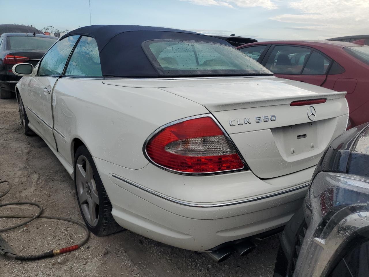 2007 Mercedes-Benz Clk 550 VIN: WDBTK72F97T084134 Lot: 77396264