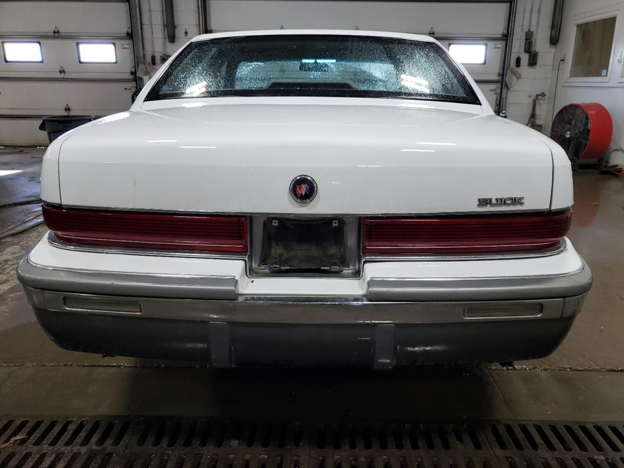 1G4BT52P1SR425910 1995 Buick Roadmaster Limited