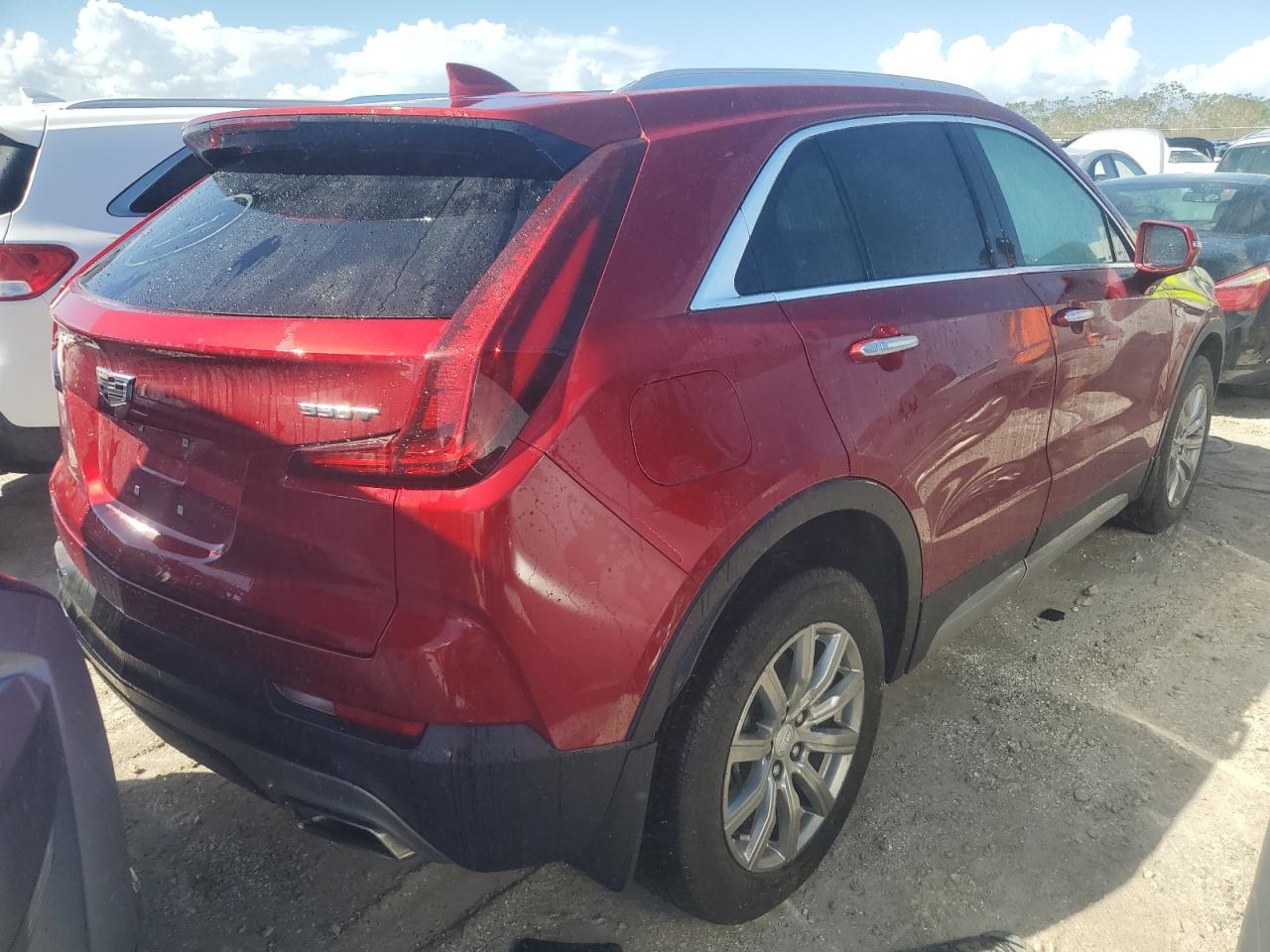 1GYFZCR41MF018334 2021 Cadillac Xt4 Premium Luxury