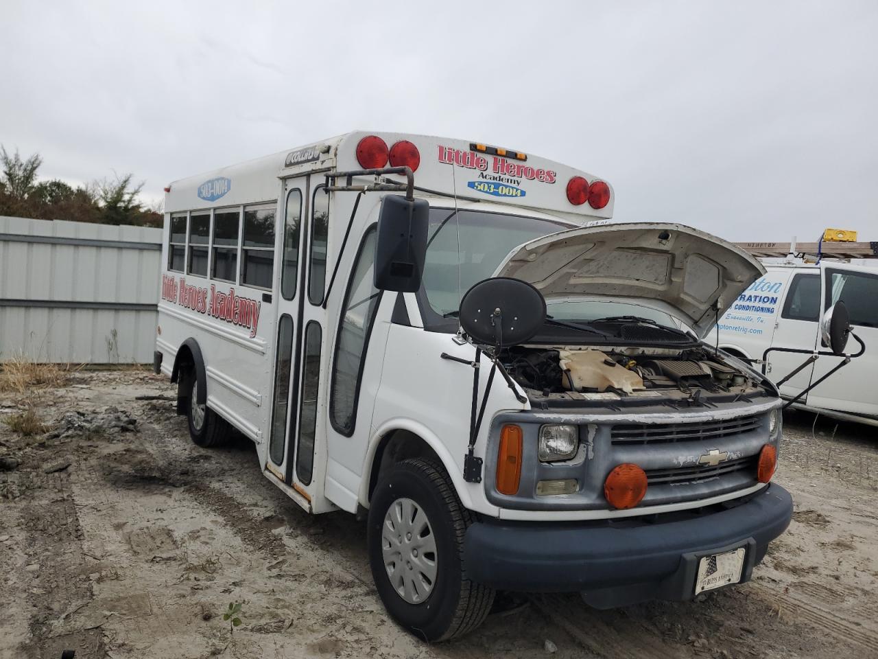 2001 Chevrolet Express Cutaway G3500 VIN: 1GBHG31R111212371 Lot: 75240844