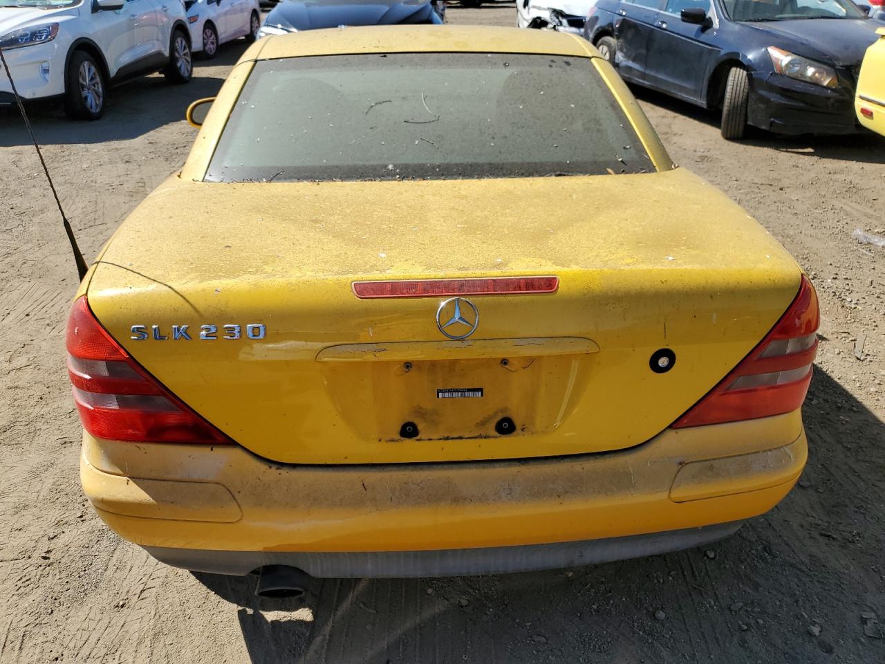 2000 Mercedes-Benz Slk 230 Kompressor VIN: WDBKK47F4YF159499 Lot: 76205924